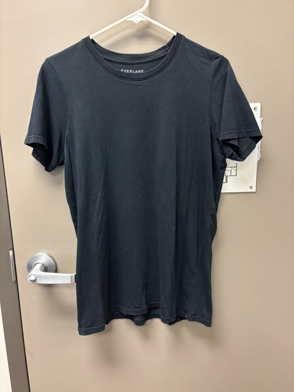 Black Everlane t-shirt, large